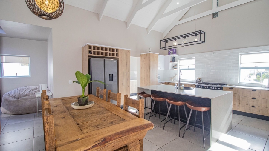 To Let 3 Bedroom Property for Rent in Blue Lagoon Western Cape